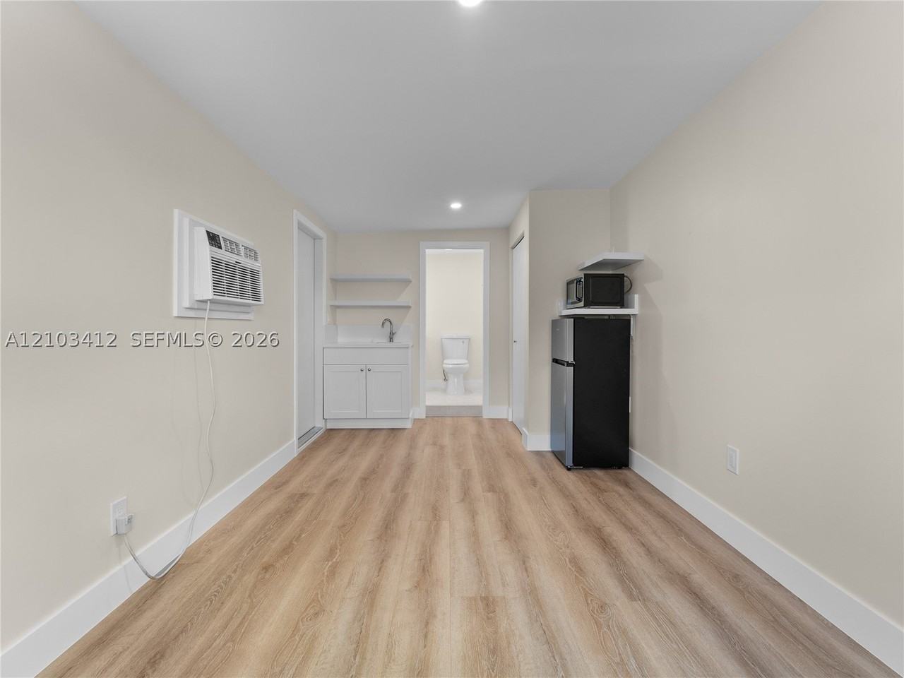7401 Sw 38th St #A - Photo 2 of 9