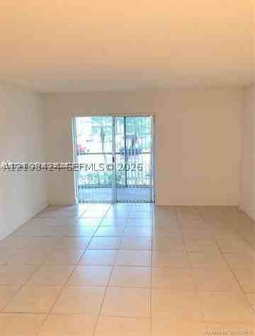 1281 Sw 46th Ave #2501 - Photo 5 of 15