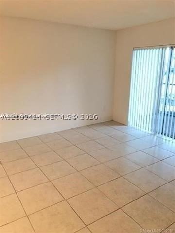 1281 Sw 46th Ave #2501 - Photo 6 of 15