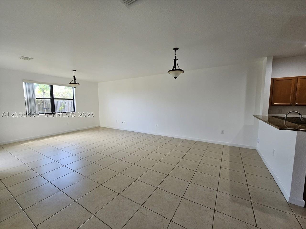 9216 Sw 227th Ln - Photo 4 of 40