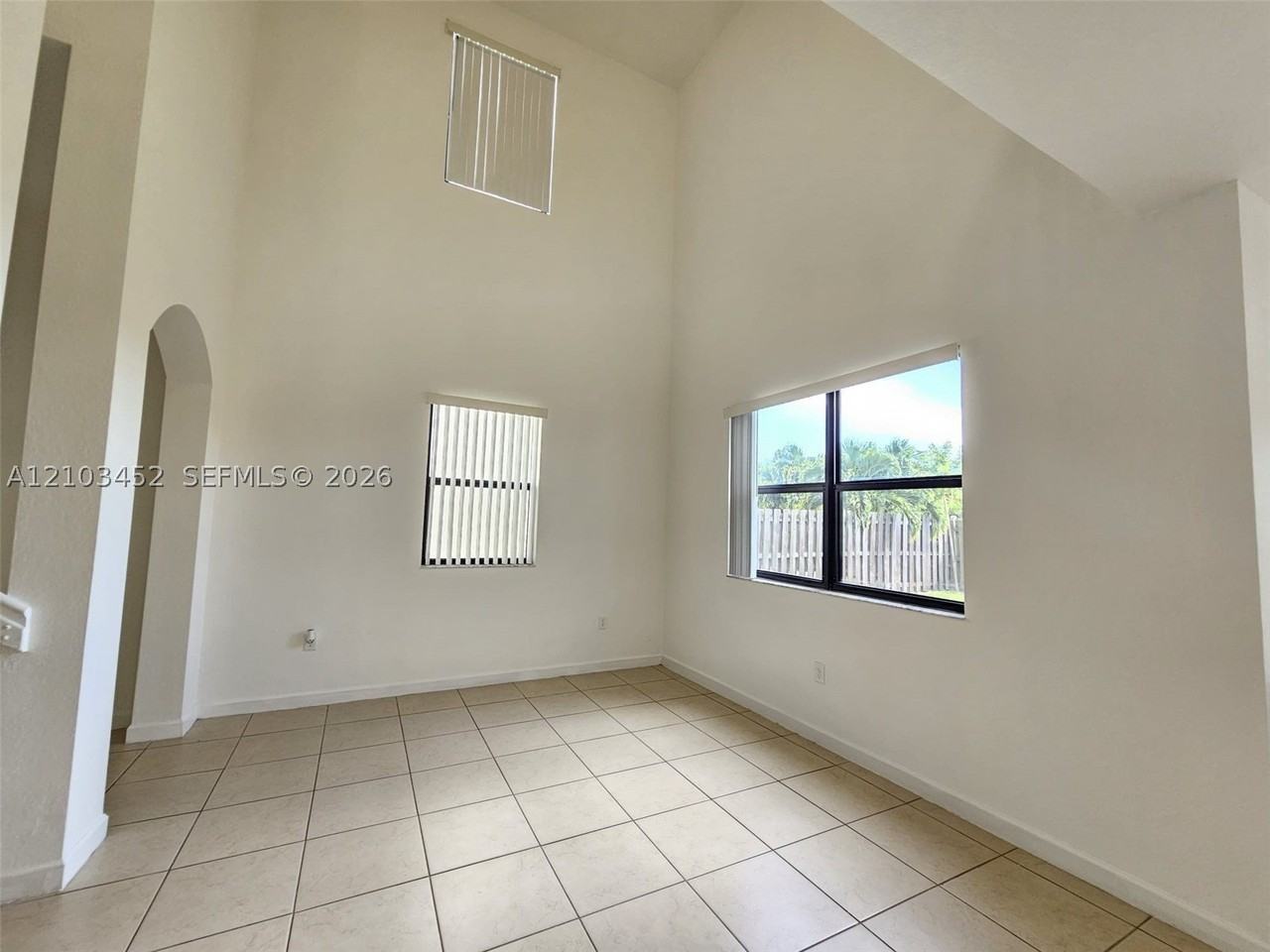 9216 Sw 227th Ln - Photo 6 of 40