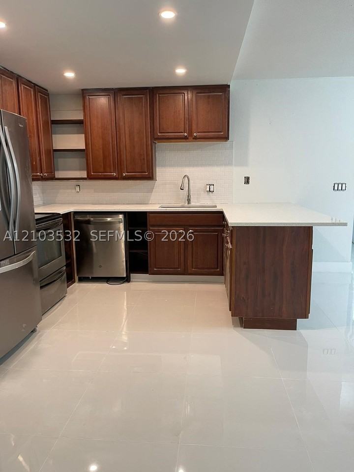 438 Brittany J #438 - Photo 6 of 6