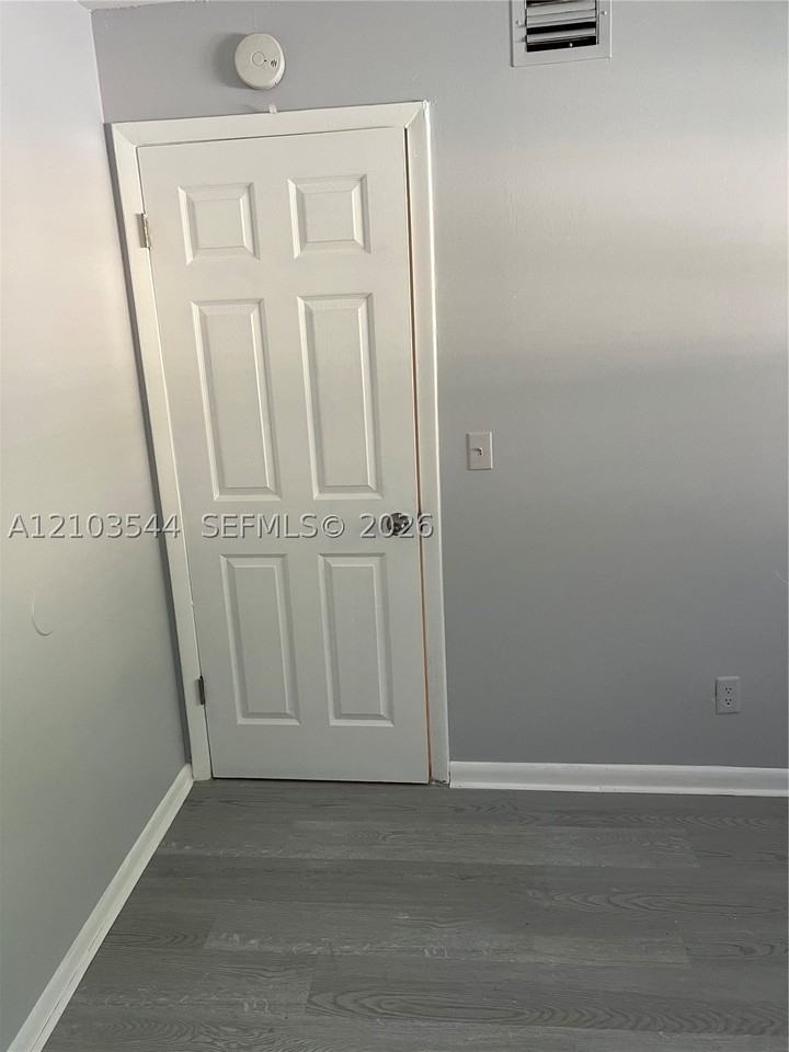 4245 Nw 114th Ter #4245 - Photo 5 of 10