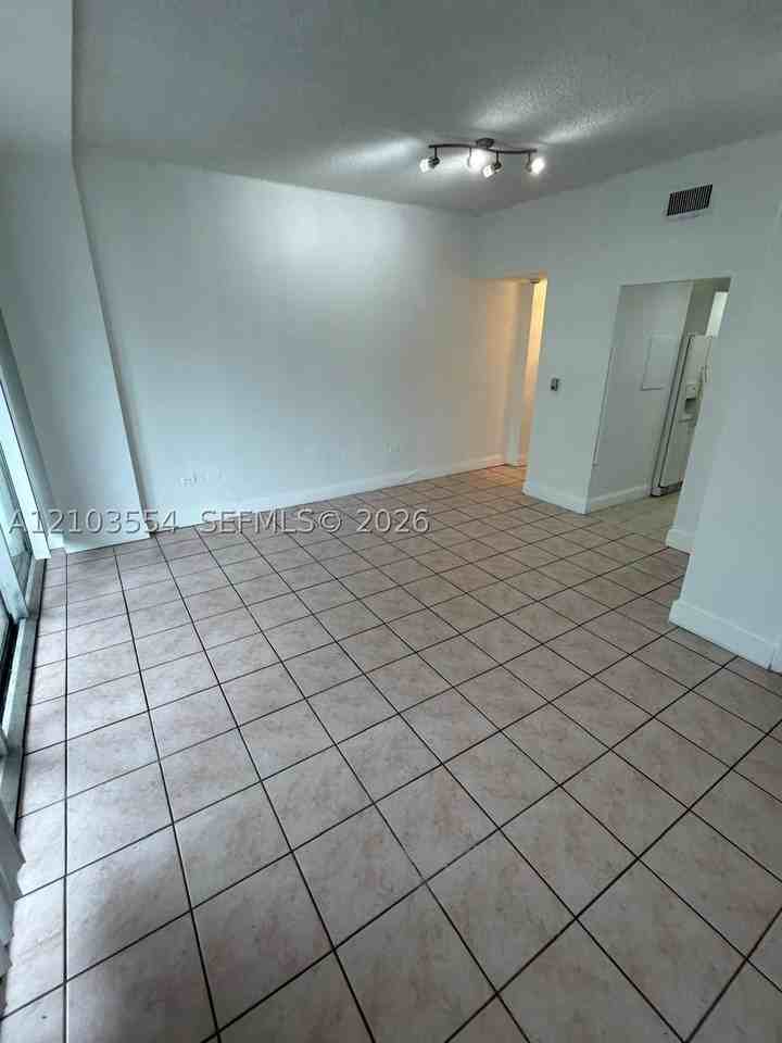 7545 E Treasure Dr #1A - Photo 2 of 16