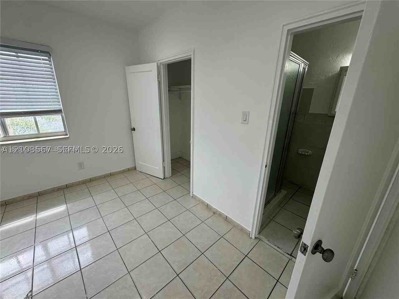 1021 Sw 8th Ave #0 - Photo 6 of 13