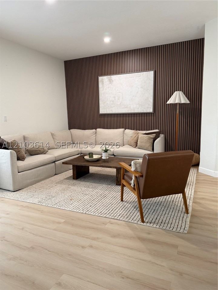 1215 Nw 100th Ave #1215 - Photo 2 of 8