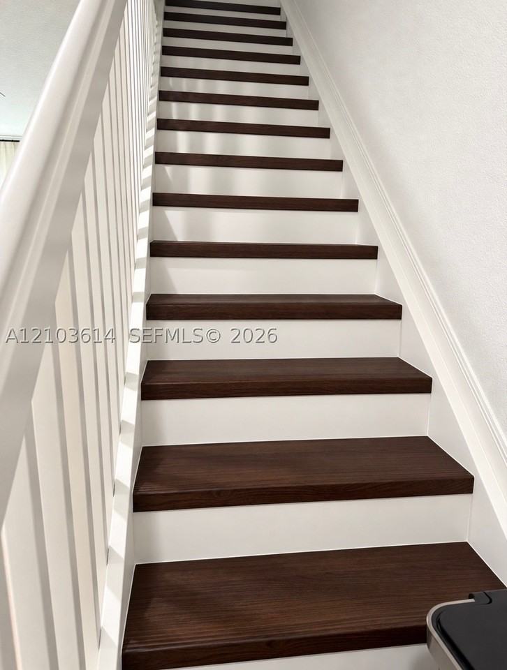 1215 Nw 100th Ave #1215 - Photo 6 of 8