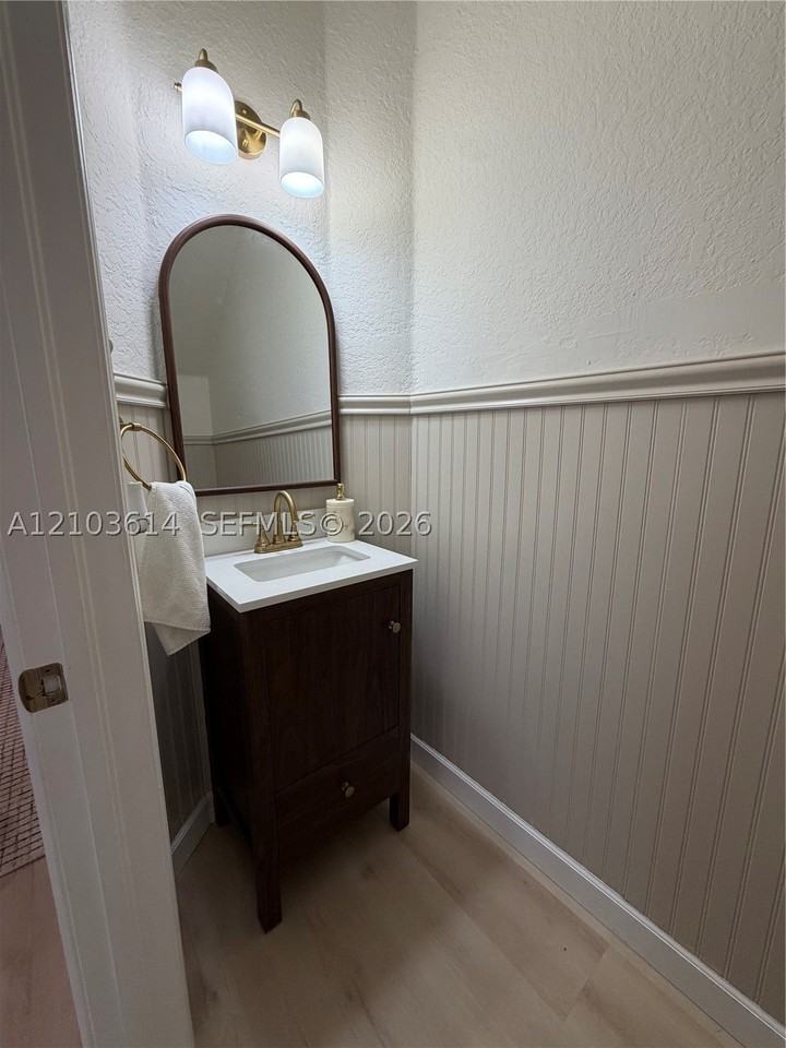 1215 Nw 100th Ave #1215 - Photo 7 of 8