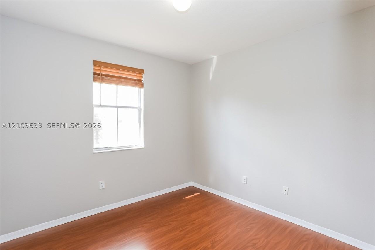 13866 Sw 274th Ter - Photo 3 of 15