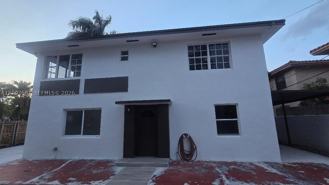 2395 Nw 30th St #1 - Photo 1 of 1
