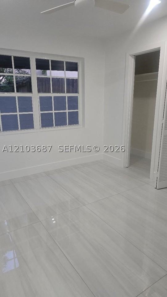 2395 Nw 30th St #1 - Photo 6 of 8