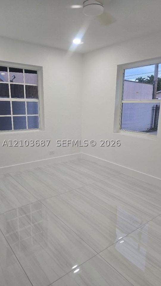 2395 Nw 30th St #1 - Photo 7 of 8