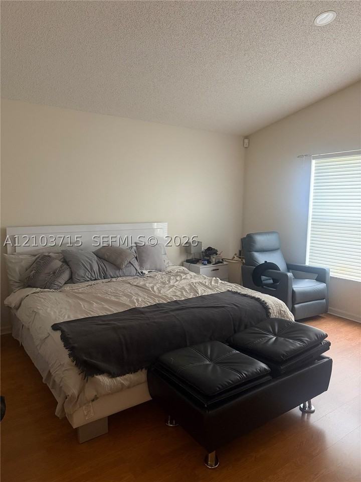 3555 Sw 49th Ct #3555 - Photo 3 of 20