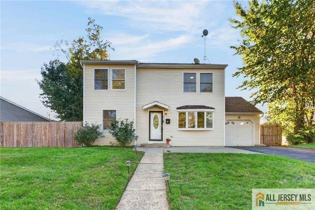 29 Windsor Dr - Photo 2 of 41