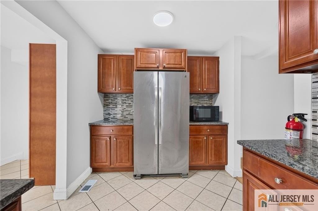 29 Windsor Dr - Photo 6 of 41