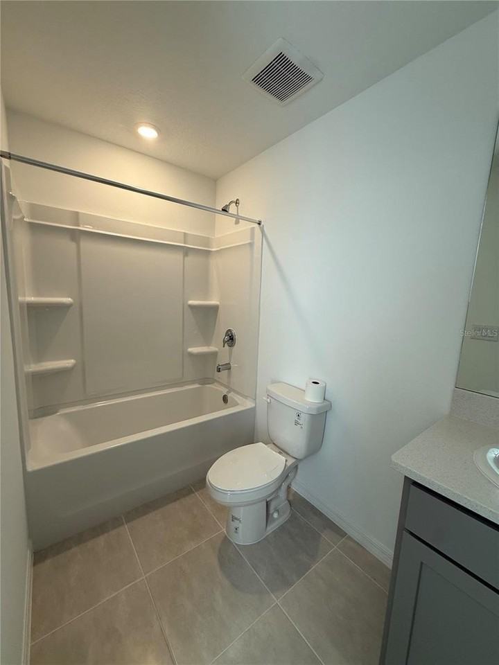 8952 Daybreak St - Photo 7 of 8