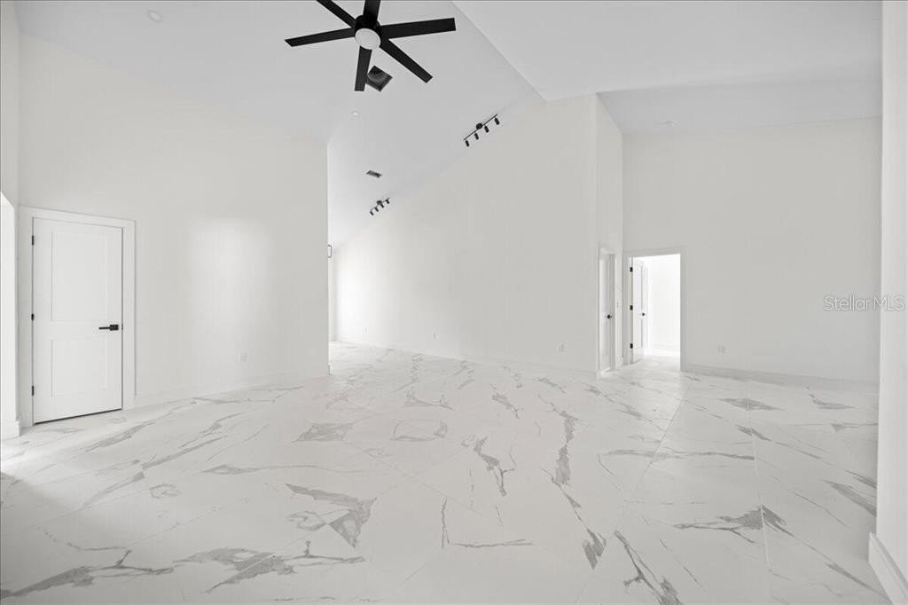 7427 Sea Mist Dr - Photo 6 of 14