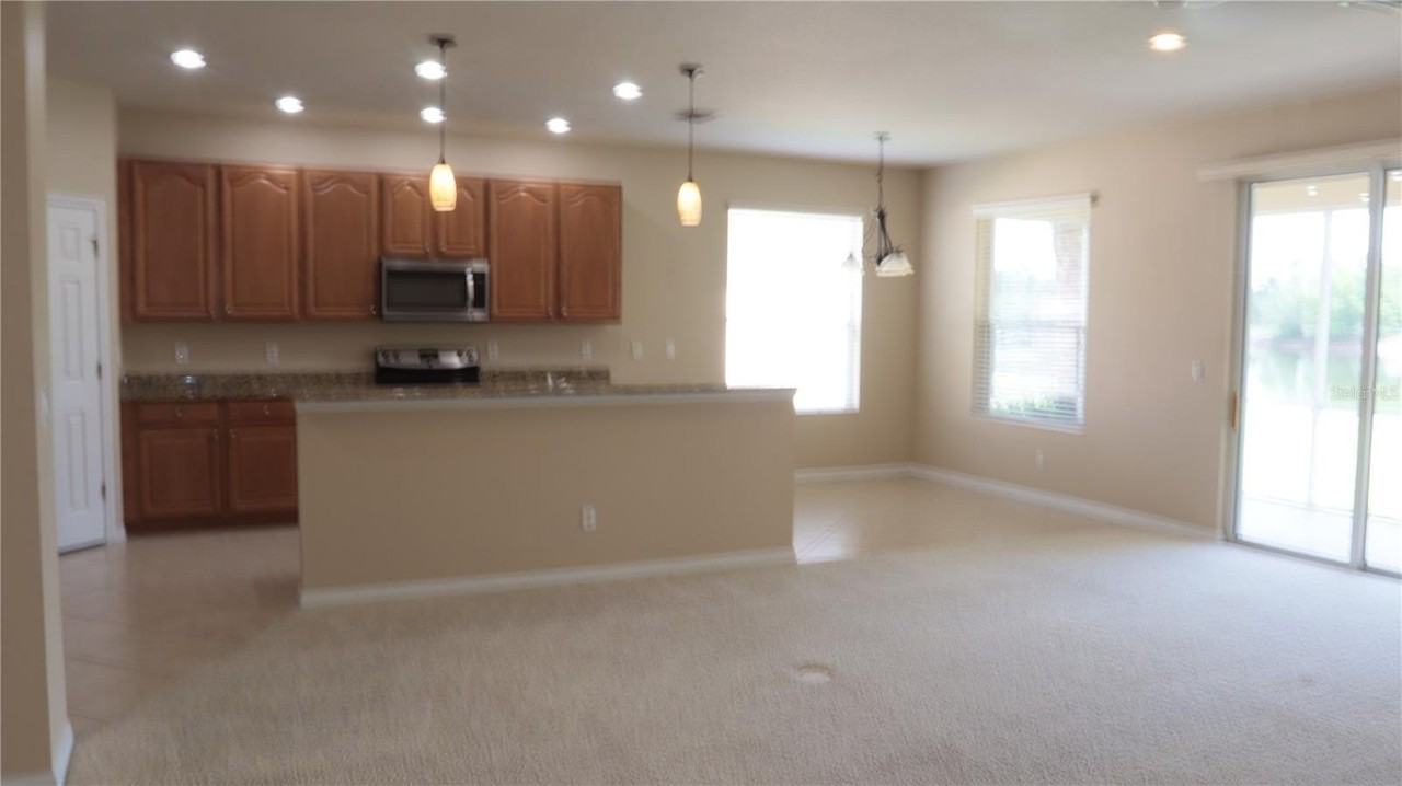 2552 Hobblebrush Dr - Photo 5 of 30
