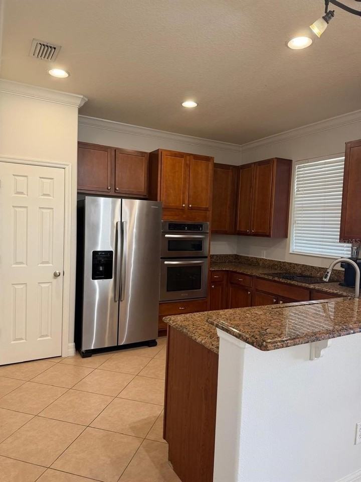 1502 Page Ave - Photo 2 of 18