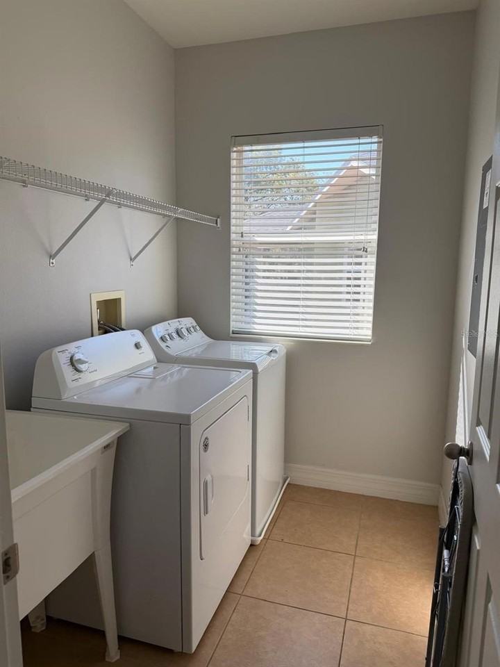 1502 Page Ave - Photo 4 of 18