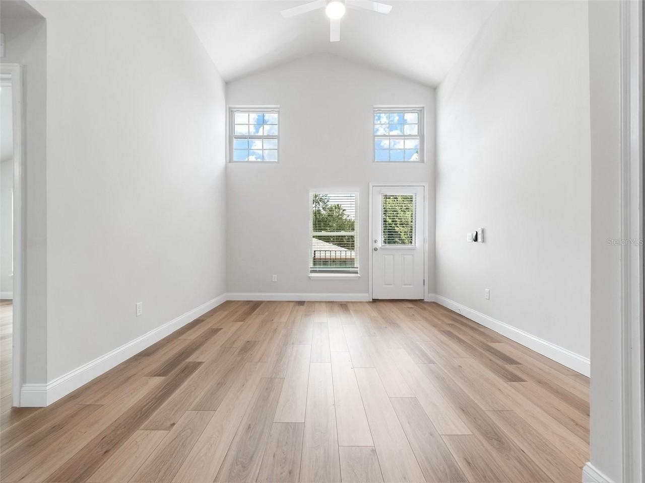 1507 Catherine St #B - Photo 4 of 10