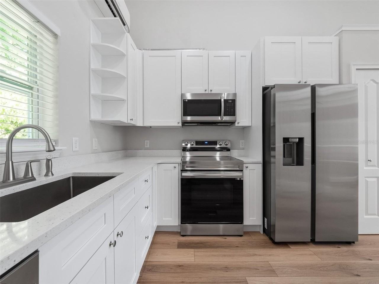 1507 Catherine St #B - Photo 6 of 10