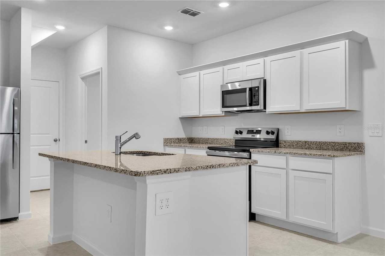 2580 Broadwing St - Photo 6 of 27