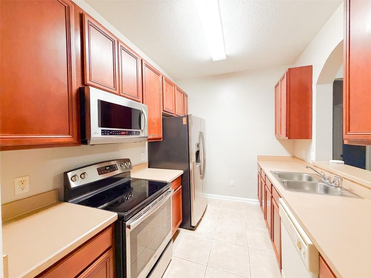 3224 Dante Dr #102 - Photo 4 of 32