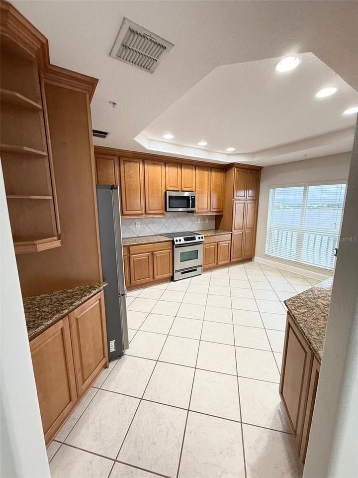 7508 Toscana Blvd #142 - Photo 4 of 39