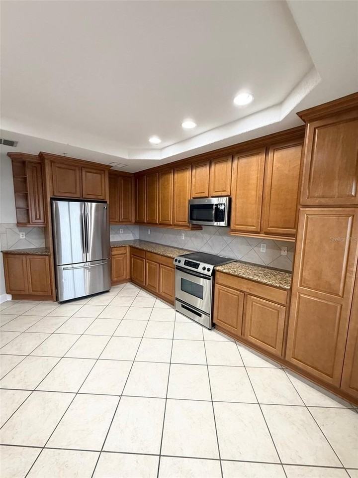 7508 Toscana Blvd #142 - Photo 6 of 39
