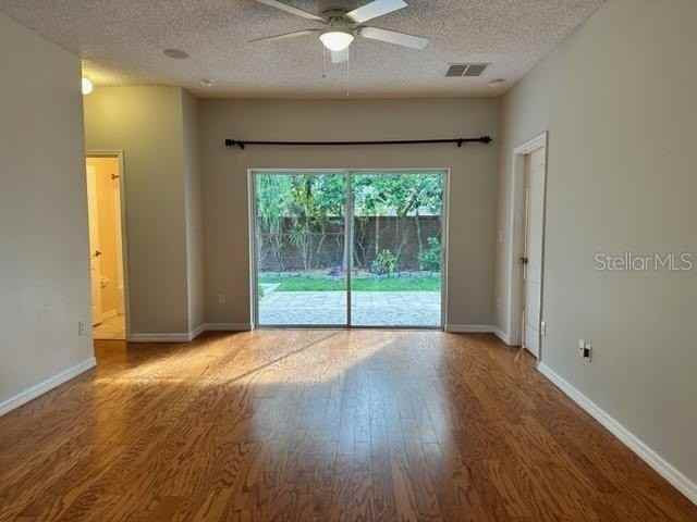 4963 Waterside Pointe Cir - Photo 3 of 12