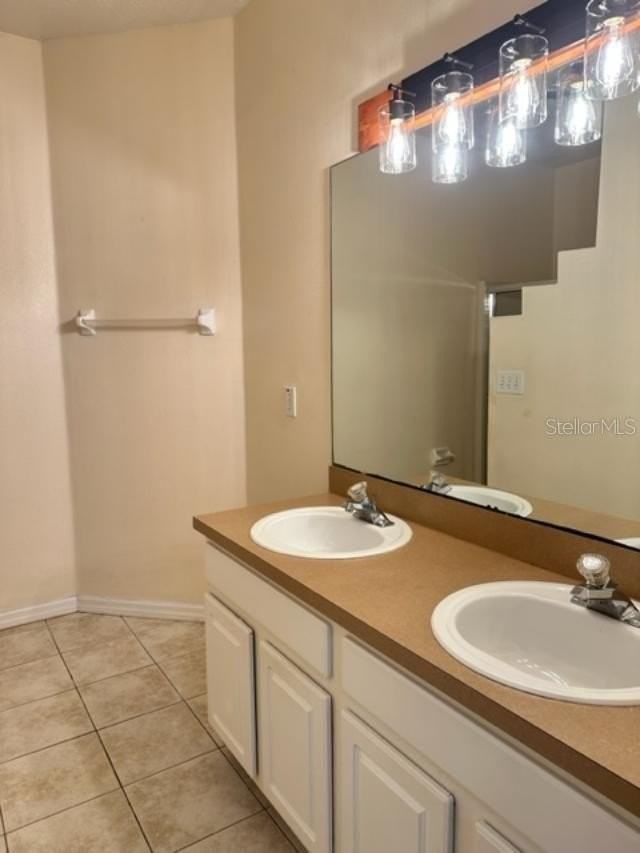4963 Waterside Pointe Cir - Photo 5 of 12