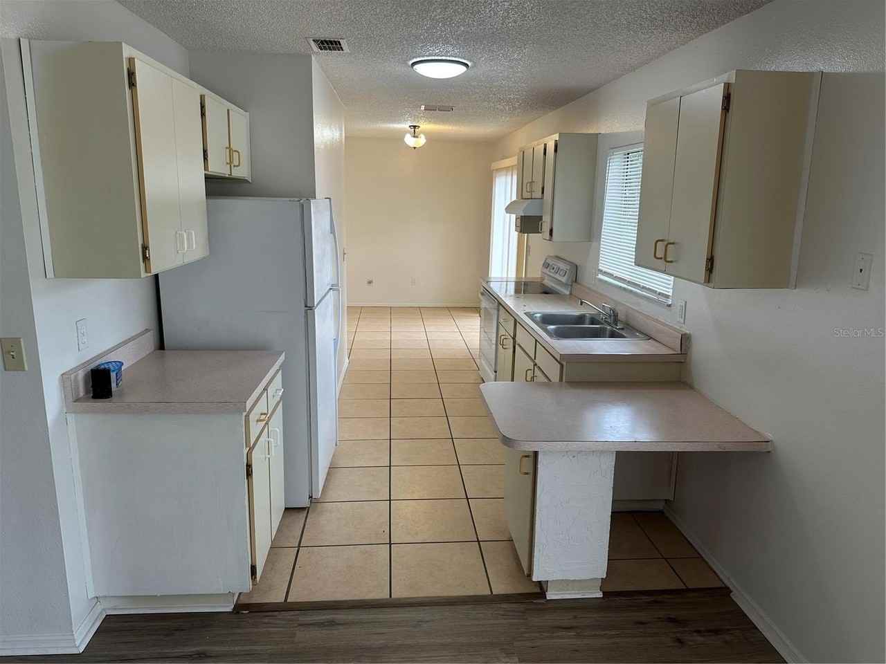 2 Pine Ct - Photo 3 of 15