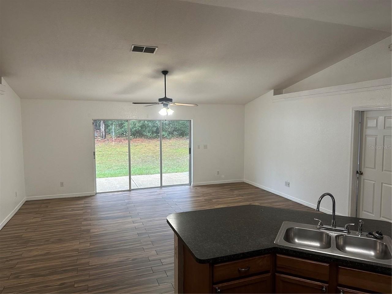 15448 Sw 29th St - Photo 3 of 21