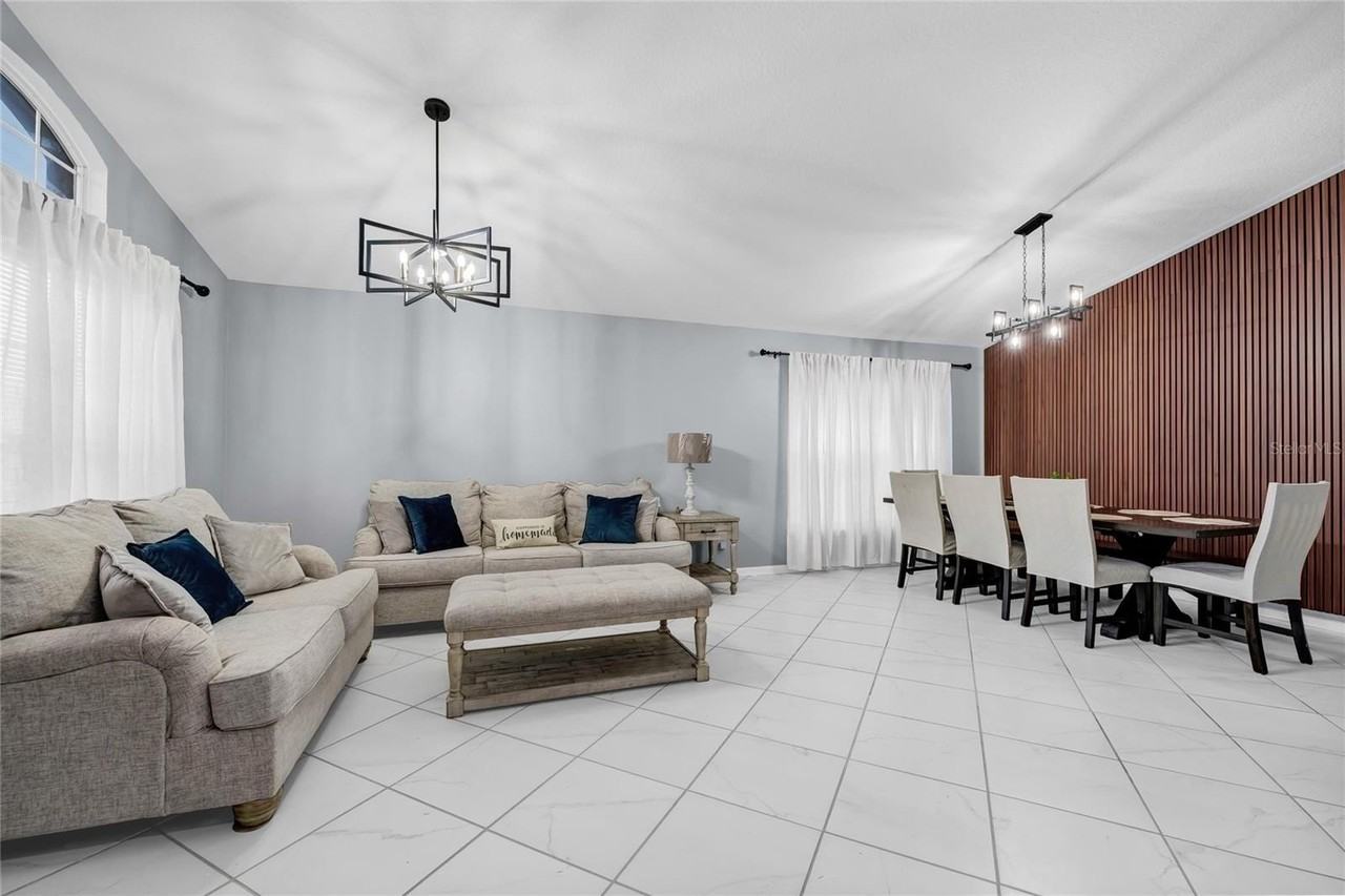 119 Hypolita Ave - Photo 3 of 21
