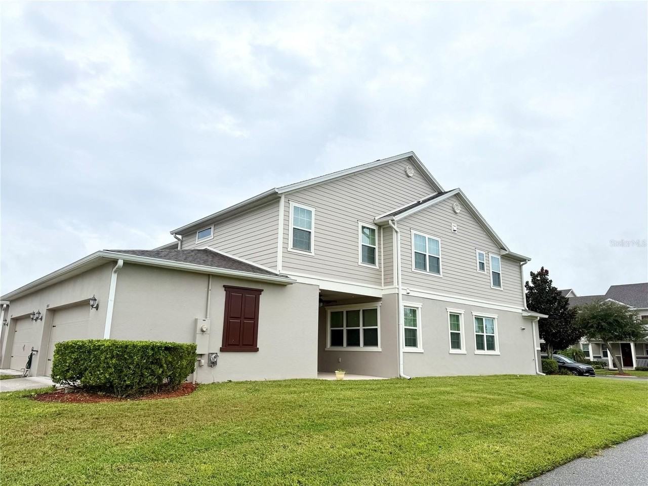 5831 Soter Ln - Photo 4 of 32
