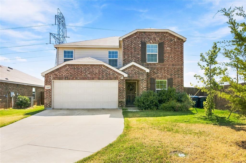 4749 Greenham Ln - Photo 2 of 28