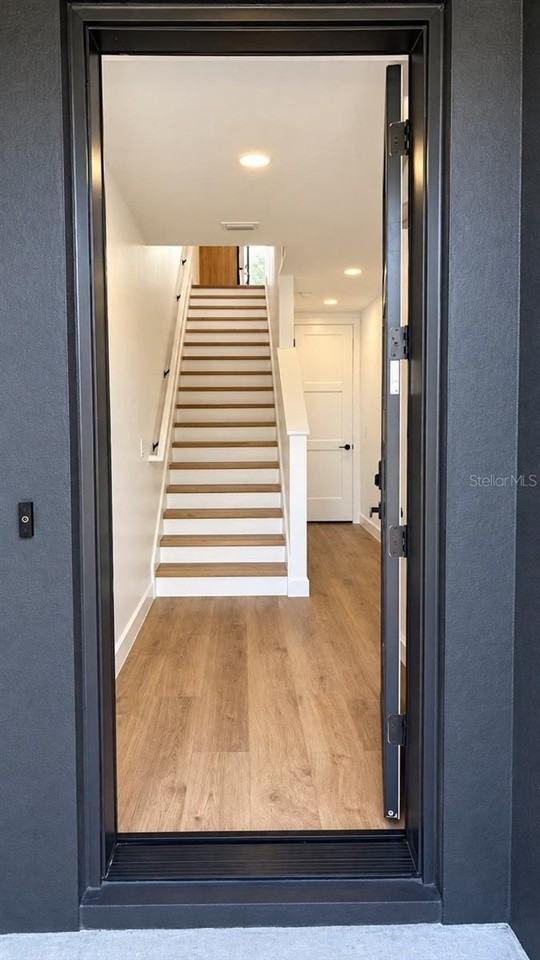 373 13th St N - Photo 5 of 41