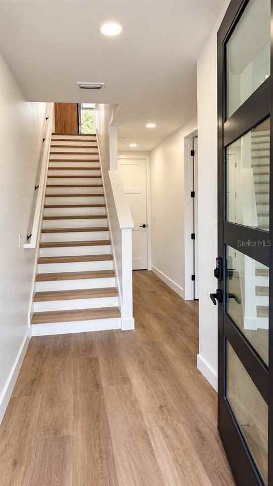 373 13th St N - Photo 6 of 41