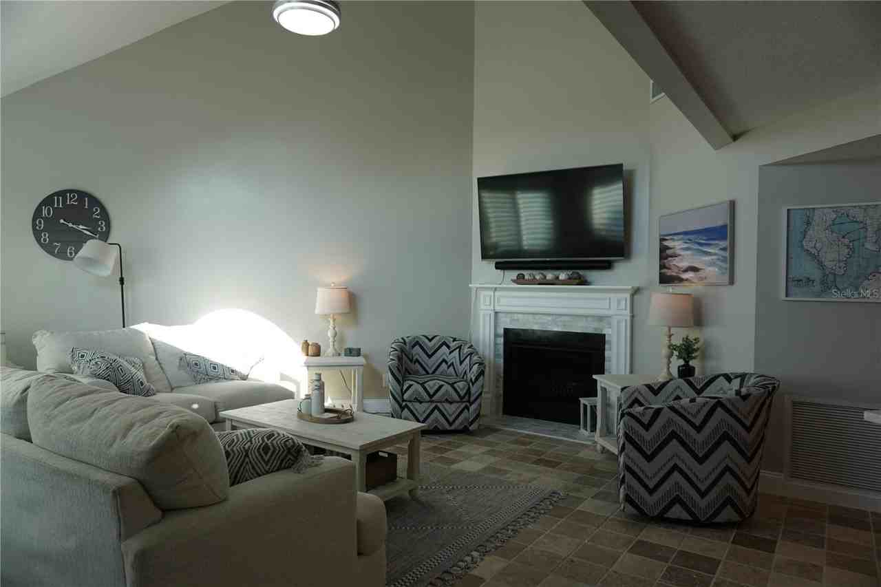 534 Pinellas Bayway S #204 - Photo 7 of 43