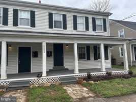 featured image of 1605 Charles St Apt C #Apt C