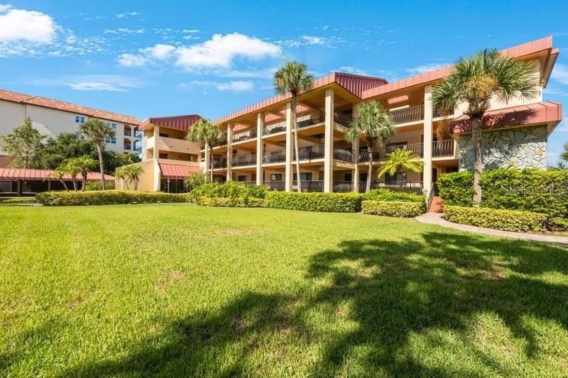 1060 Pinellas Bayway S #103 - Photo 2 of 37