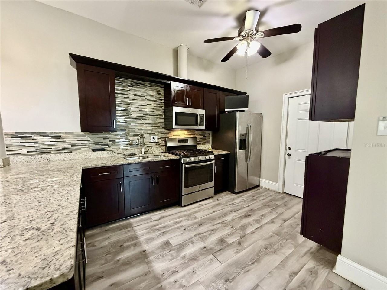 7101 N Taliaferro Ave #A - Photo 5 of 20