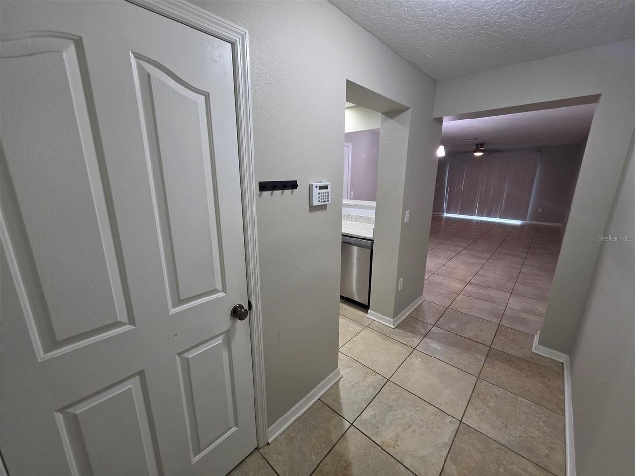 8110 Silent Creek Dr - Photo 2 of 14