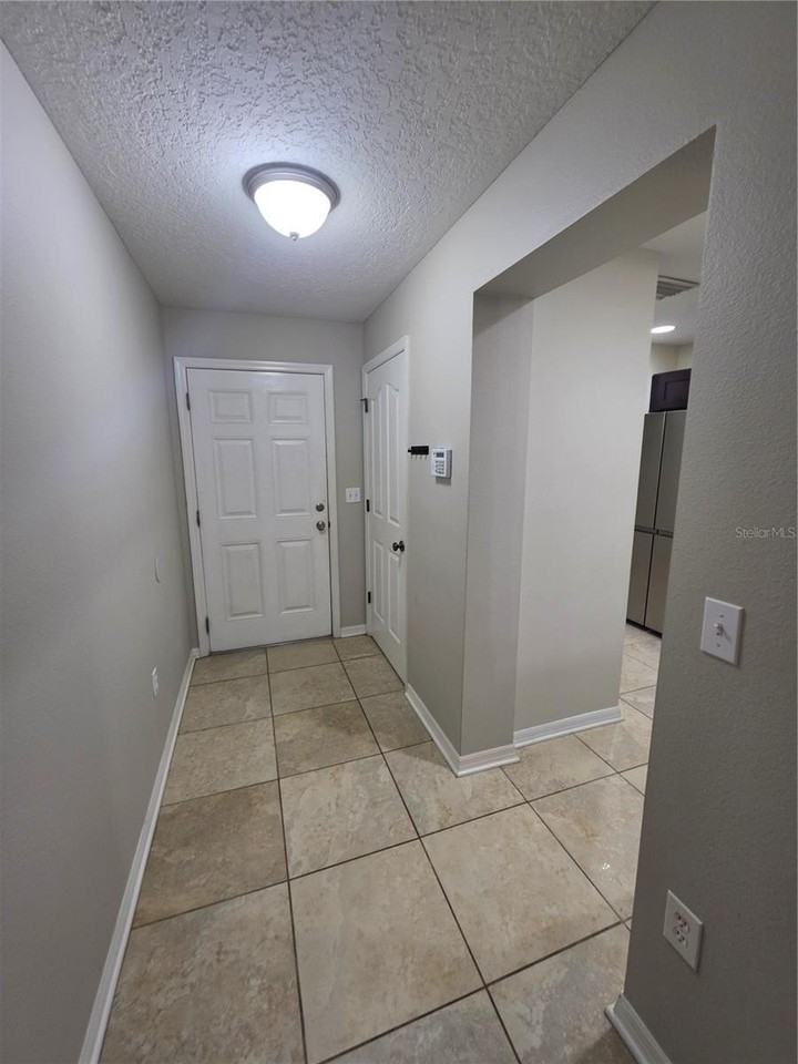 8110 Silent Creek Dr - Photo 3 of 14