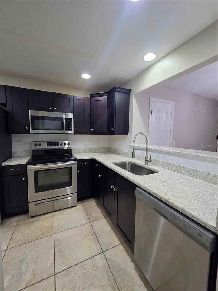 8110 Silent Creek Dr - Photo 4 of 14