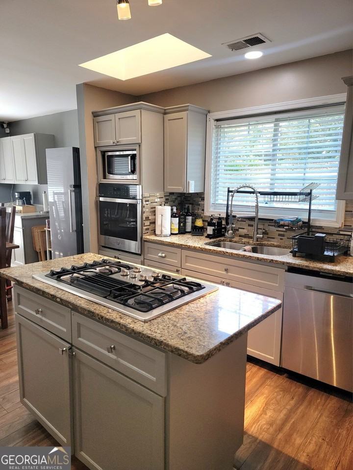 5104 Carole Pl - Photo 2 of 15