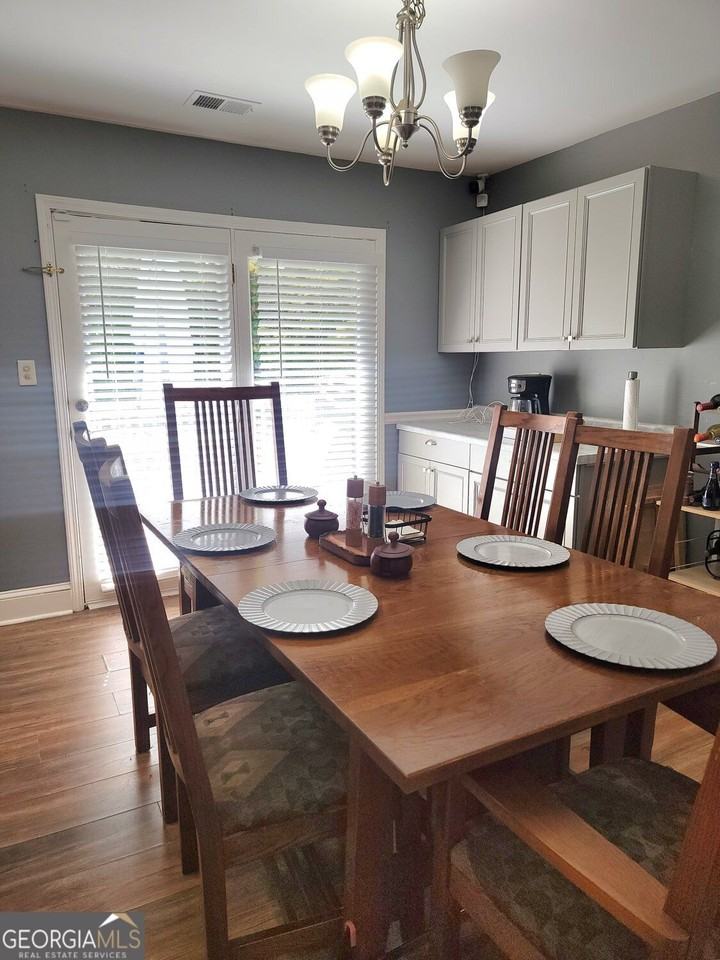 5104 Carole Pl - Photo 6 of 15