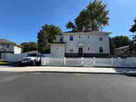 104 Niehaus Ave - Photo 1 of 1