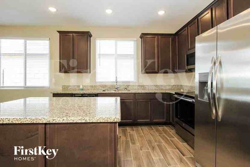5874 S 247th Ln - Photo 5 of 15